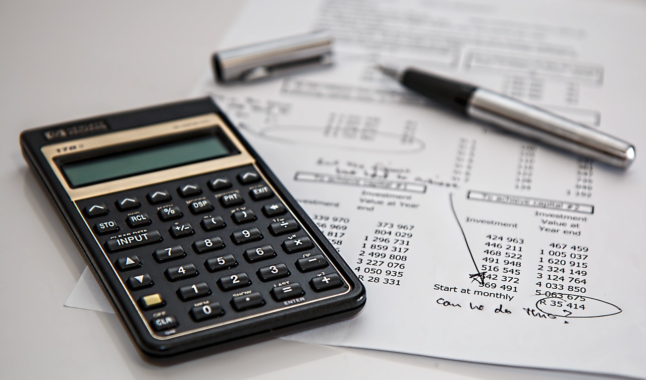 calculez votre empreinte carbone facilement grâce à notre outil avancé. découvrez l'impact de vos activités quotidiennes sur l'environnement et adoptez des solutions durables pour réduire votre bilan carbone.