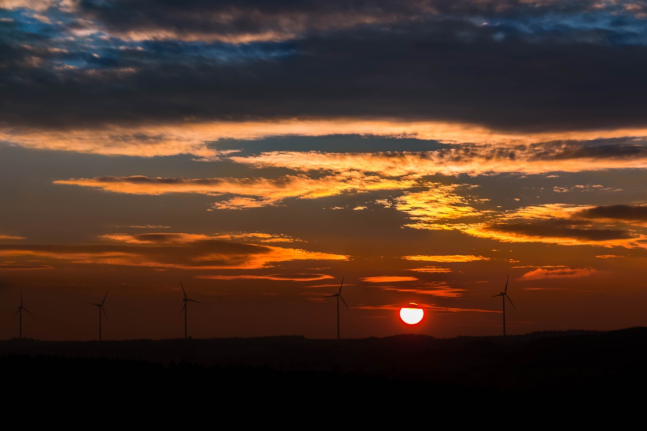 découvrez les sources d'énergie renouvelable, leurs avantages pour l'environnement et leur rôle crucial dans la transition énergétique. apprenez comment ces alternatives durables séduisent de plus en plus de pays en quête d'une production d'énergie plus propre et respectueuse de la planète.